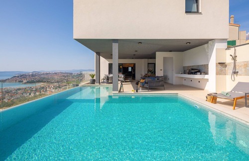 Podstrana Villa | Luxury Villa Cosmopolitan with Pool