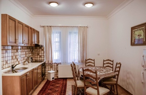 Ilidza Villa | Luxury Villa 'Emina'