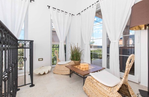 Milohnici House | Luxury Villa EMMA with private pool, jacuzzi and sauna