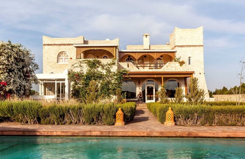 Ounagha House | Luxury Villa - Entire Villa Rental