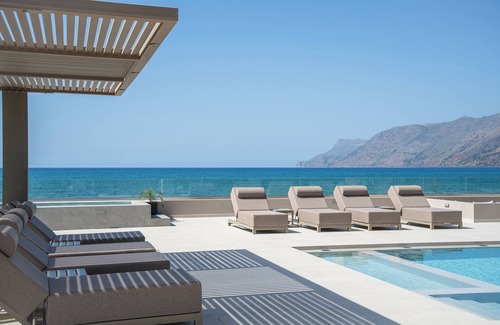 Kolymbari Villa | LUXURY VILLA EOS BEACHFRONT 20 metres from the sea