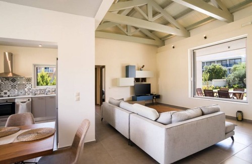 Moraitika House | Luxury Villa Erotas w/Pool & 3 Ensuite Bedrooms