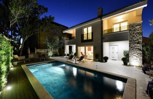 Zrce Villa | LUXURY VILLA GOGA