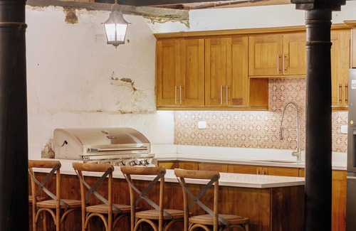Antigua Guatemala Villa | Luxury villa with 9 bedrooms, in Antigua Guatemala