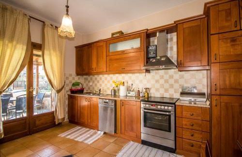 Koropi House | Luxury Villa Helios