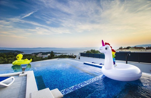 Makarska Villa | Luxury Villa High Hopes with Pool