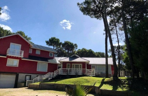 Pinamar House | Luxury villa house with pool
