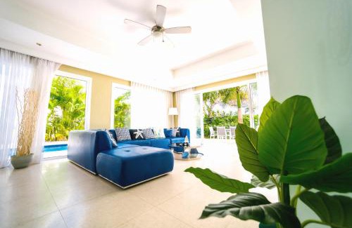 Bavaro Villa | Luxury Villa Iberosta Del Mar - 4BDR, Private Beach, Pool & Jacuzzi