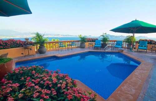 La Punta House | Luxury Villa in Gated Community