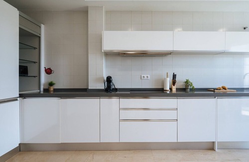 Montequinto House | Luxury villa in Sevilla - Pool, Terrace & GameRoom