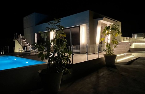 Sotogrande Villa | Luxury Villa in Sotogrande & Polo Experience