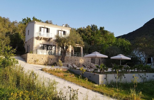 Vatos Villa | Luxury villa in the heart of Corfu