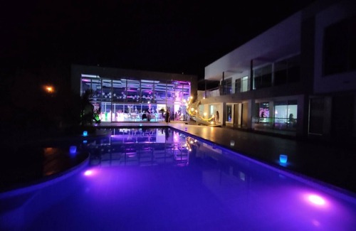 Palestina Villa | Luxury villa in the middle of nature Santagueda