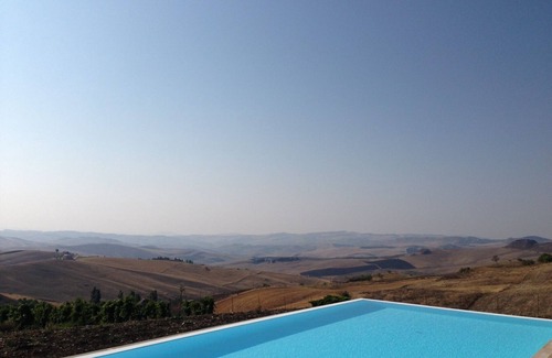 Polizzi Generosa Villa | Luxury villa for large groups in beautiful Sicilian countryside