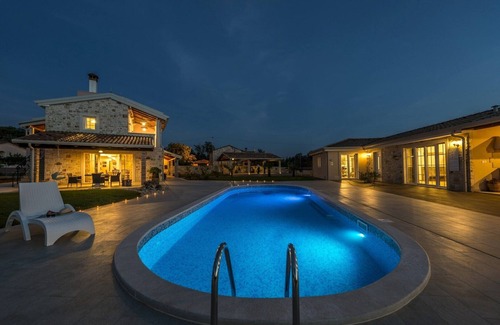 Babici Villa | Luxury villa Lemaliante with pool, sauna and whirlpool