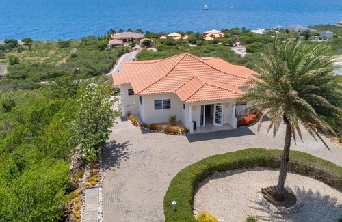 St. Marie Villa | Luxury Villa "Lions Cliff" with fantastic views over the Caribbean Sea