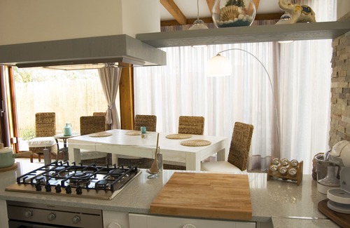 Arenella Villa | Luxury villa located in a quiet street and close to the sea (1 km.)