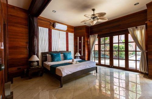 Choeng Mon Villa | Luxury Villa Miramar Lotus House