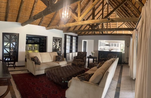 Maun Villa | Luxury Villa on Private Game Reserve in Maun, Botswana