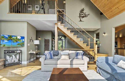 Pointe au Baril Villa | Luxury Villa overlooking Georgian Bay