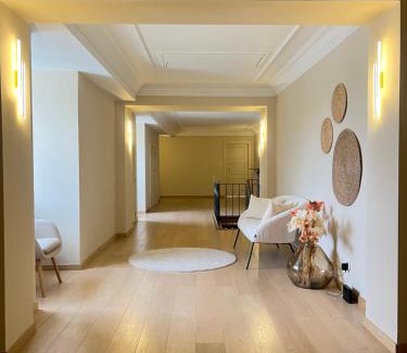 Halle Villa | Luxury Villa Pool & Spa