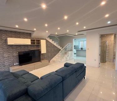 Tal-Ibrag Apartment | Luxury Villa Private Pool Garden