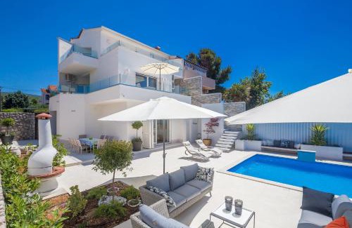 Punat Villa | Luxury villa Punat with pool with sea view , 50m from the beach by WiiBuk