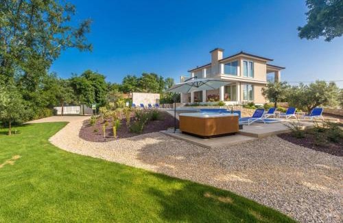 Milovcici Villa | Luxury Villa Roko