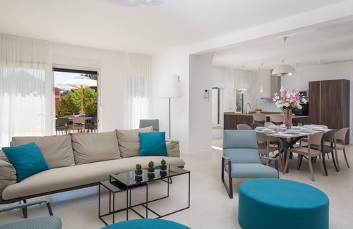 Milna (Brac) Villa | Luxury Villa Romeo with Heated Pool
