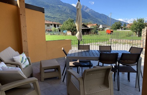 Traona House | Luxury Villa Sleep 6 Close to Lake of Como