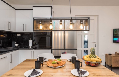 Lukovo Sugarje Villa | Luxury Villa Solis - Four Bedroom Villa with Terrace and Sea View