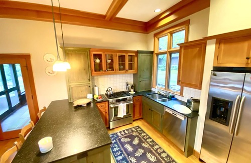 Moscow Villa | Luxury Villa @ Stowe & Trapp with Exceptional Mountain Views & Resort Amenities