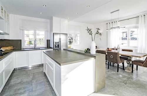 Benahavis Villa | Luxury Villa Stunning Views in South West. With a lovely pool!