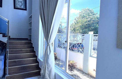 LAS CAOBAS House | Luxury villa - Swimming Pool 4 Bed Room in City Center Puerto Plata!