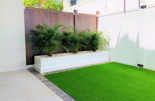 Discovery Bay House | Luxury Villa Townhouse