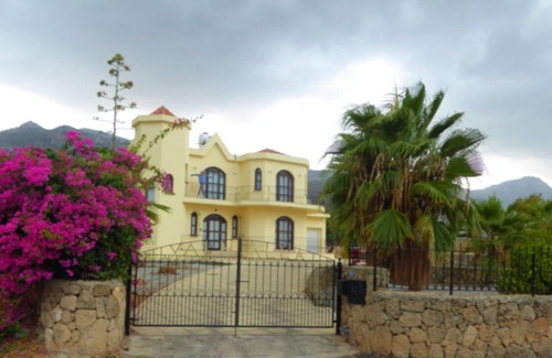 Catalkoy Villa | Luxury Villa with Private Pool, Sea View - Perfect for Honeymoon or Families
