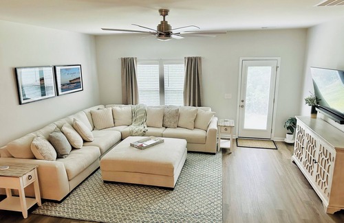 Ocean Isle Beach Villa | Luxury Villa with Full Amenities, Near Beach/Golf, Long Term Availability