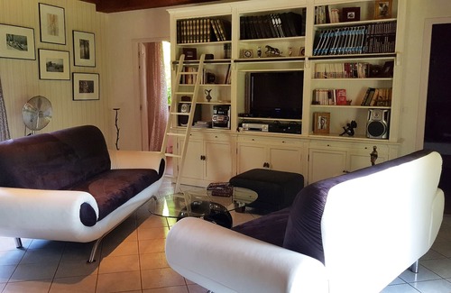 Sarlat-la-Caneda Historic Center Villa | Luxury villa with covered and heated pool, hot tub and sauna, close to Sarlat