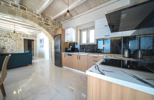 Limeniskos Villa | Luxury Villa with a Miraculous View