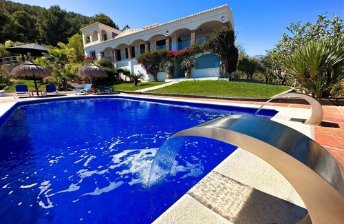 Almunecar Villa | Luxury Villa with private pool La Herradura