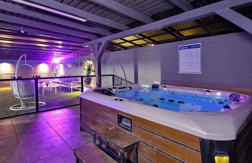 Nof Kinneret Apartment | Luxury Villa with heated pool in Zfat