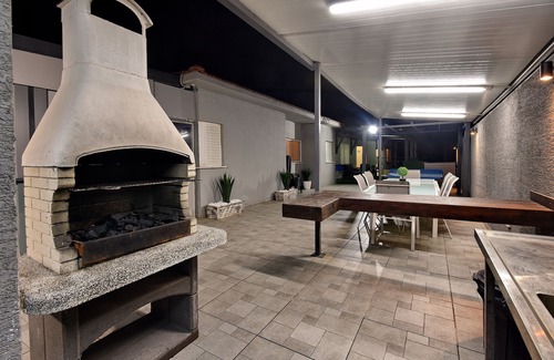 Nof Kinneret Apartment | Luxury Villa with heated pool in Zfat