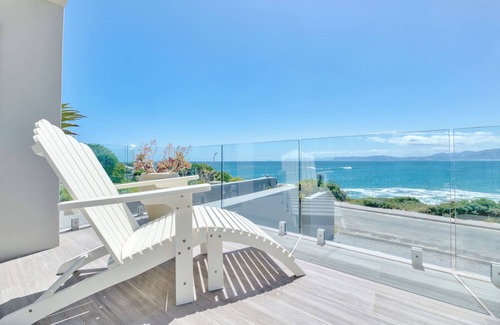 De Kelders Villa | Luxury villa with ocean views in De Kelders