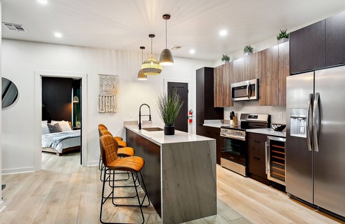 Faubourg Lafayette Villa | Luxury Villa with Private Rooftop