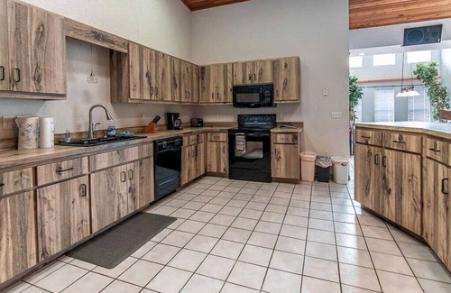 Inverness Villa | Luxury villa with pool table, heatable pool and hot tub