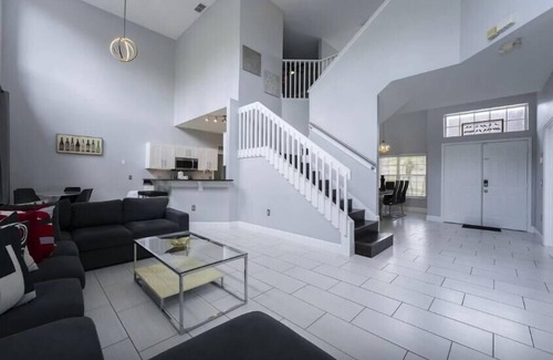 Kissimmee House | Luxury Villa with Pool, Spa – Perfect for Families!