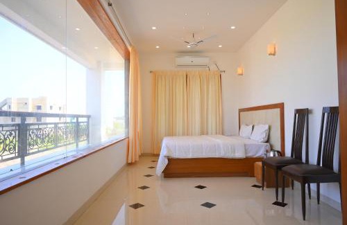 Gvanagar Villa | Luxury Villa With pool Near White Town