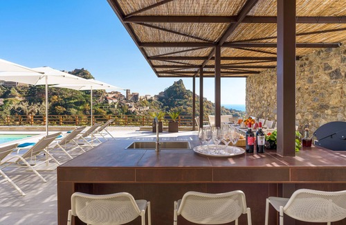 Savoca Villa | Luxury villa with pool few km away from Taormina