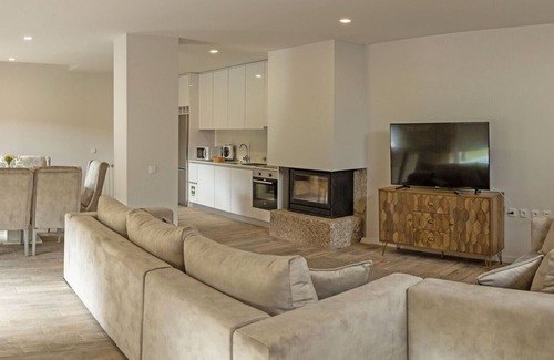 Bouro Villa | Luxury villa with private pool and jacuzzi