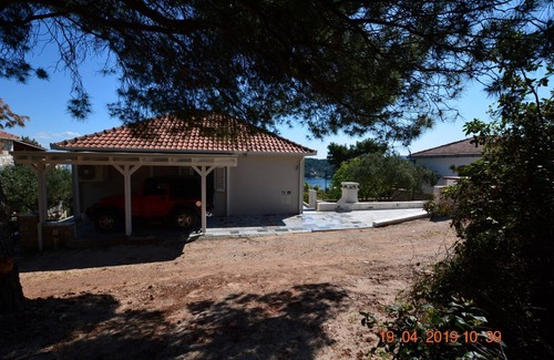 Rogac Villa | Luxury Villa with Private Pool S/Sea, Split and Mountains Views